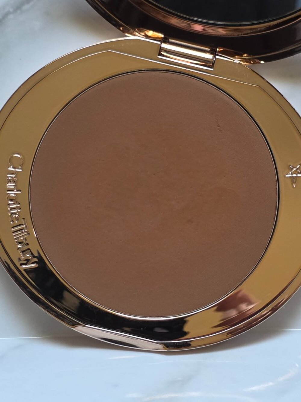 Charlotte Tilbury 3 TAN Air Brush Bronzer (0.56 oz.)